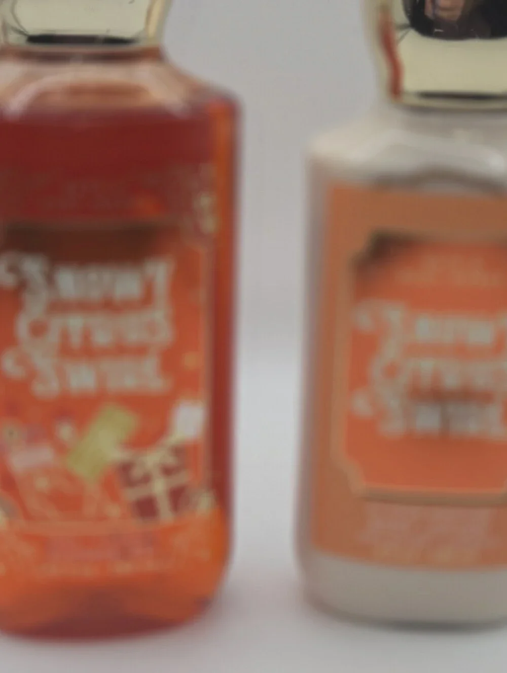Bath & Body Works Snowy Citrus Swirl Shower Gel & Lotion Set